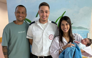 נס באמצע הדרך: חובש מד"א מחרב לאת יילד תינוק ברכב